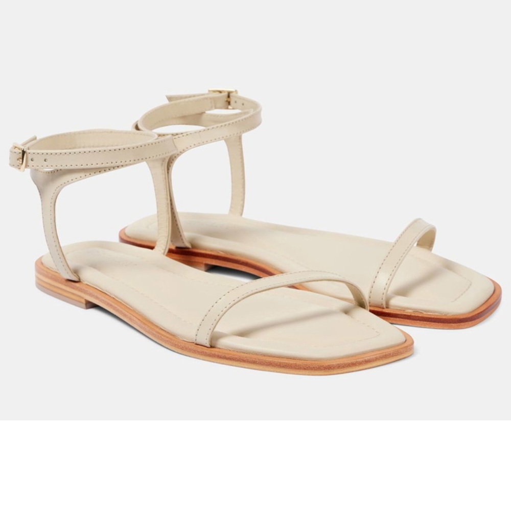 A. Emery Viv Sandals in eggshell, sz 40 NWT